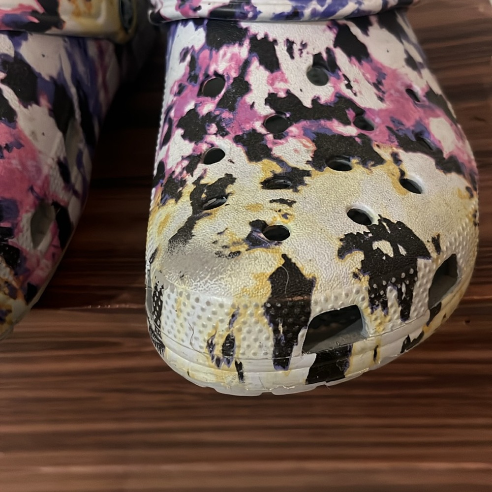 Colorful Crocs - Picture 5 of 5